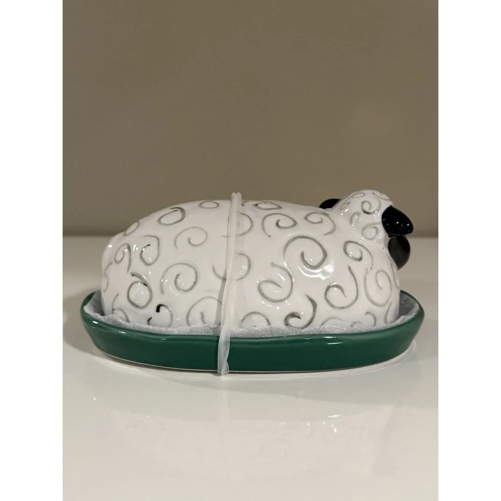 Potters Studio Lamb/Sheep Butter Dish-Baking-Cooking-Farmhouse-Dinning New